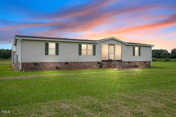 2272 Fields Road, Fayetteville, NC 28312