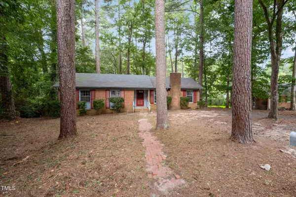 3222 Oxford Drive, Durham, NC 27707