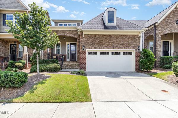 957 Regency Cottage Place, Cary, NC 27518