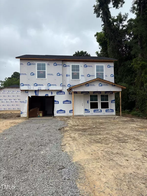 105 W Highland Avenue, Kinston, NC 28501