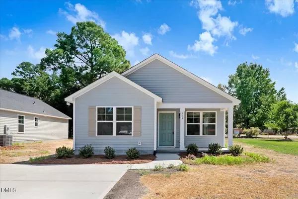 110 Martin Luther King Jr Boulevard, Clinton, NC 28328