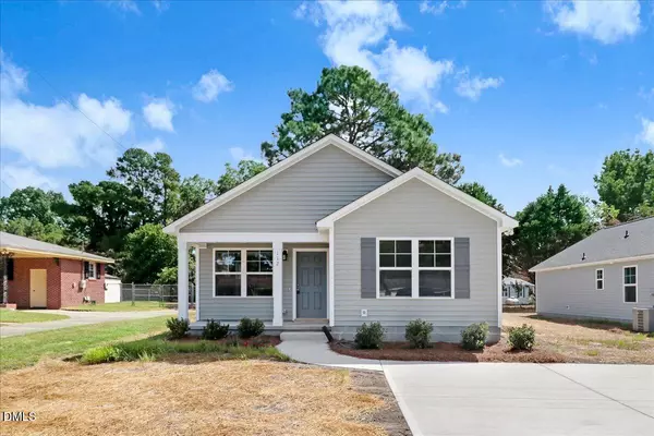 112 Martin Luther King Jr Boulevard, Clinton, NC 28328