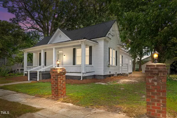 109 E Grainger Avenue, Kinston, NC 28501