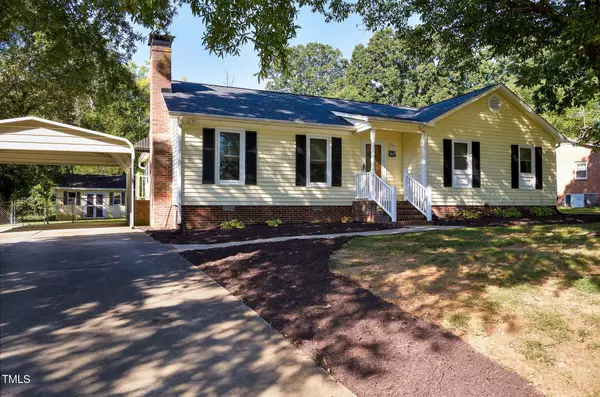 813 Lynnwood Drive, Burlington, NC 27215