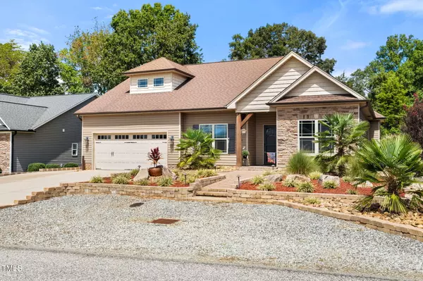 7034 Smokerise Lane, Kernersville, NC 27284