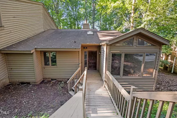 73 Stoneridge Road,  Durham,  NC 27705