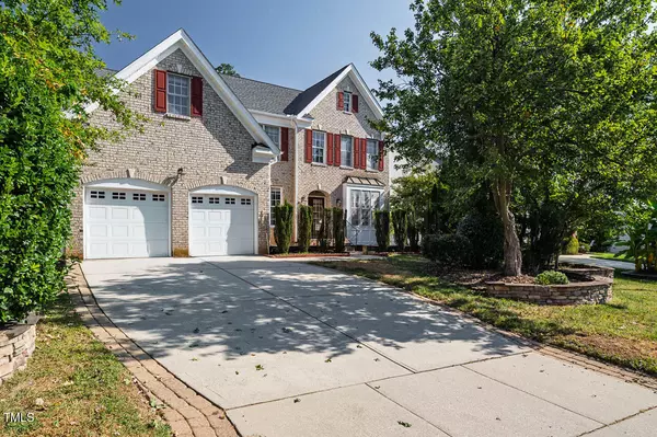 9220 Meadow Mist Court, Raleigh, NC 27617