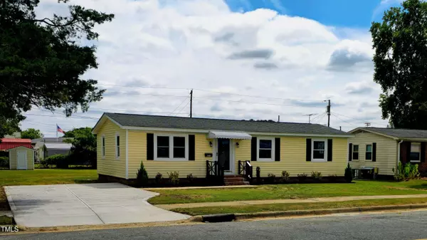 403 S Market Street, Benson, NC 27504