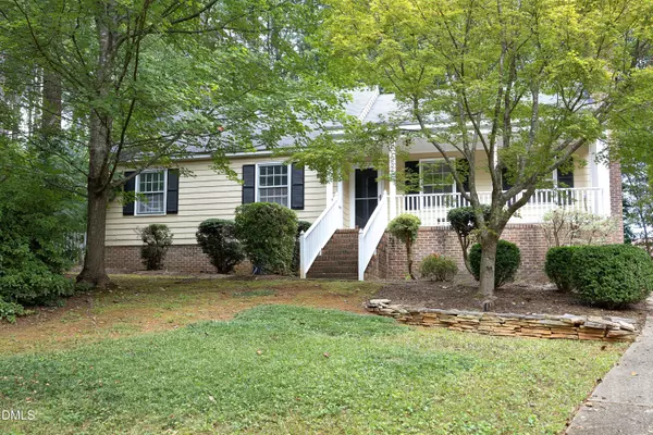 5804 Heatherbrook Circle, Raleigh, NC 27612