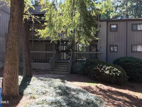 544 Pine Ridge Place, Raleigh, NC 27609