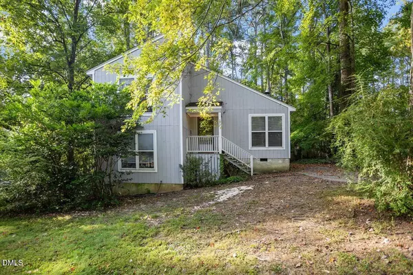 907 Castalia Drive, Cary, NC 27513