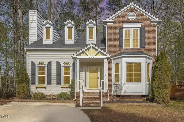 112 Solstice Circle, Cary, NC 27513