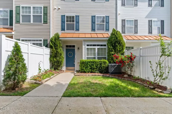 2210 Raven Road #105, Raleigh, NC 27614