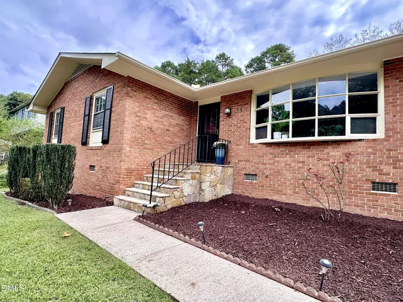 409 Sharon Road, Chapel Hill, NC 27517