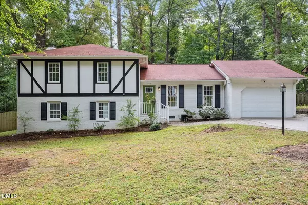 704 Chesapeake Lane, Cary, NC 27511