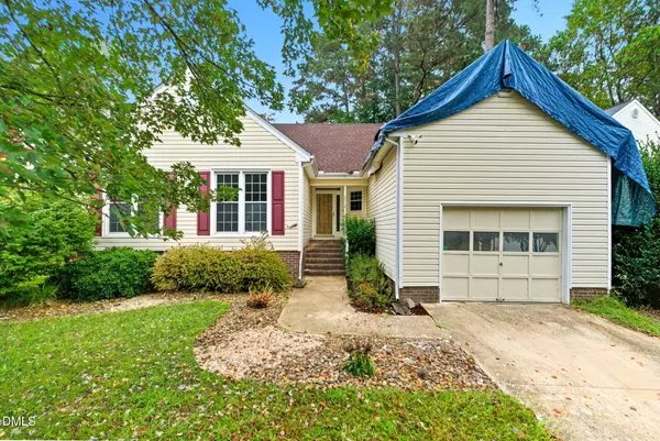 2712 Kempsford Place, Raleigh, NC 27604