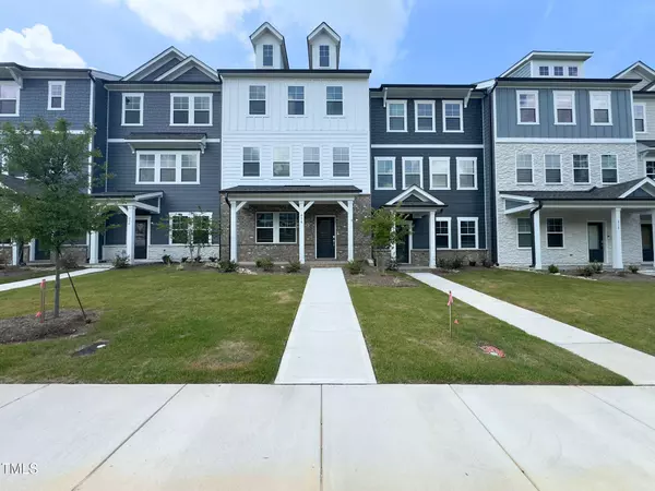 414 Rowe Way, Knightdale, NC 27545