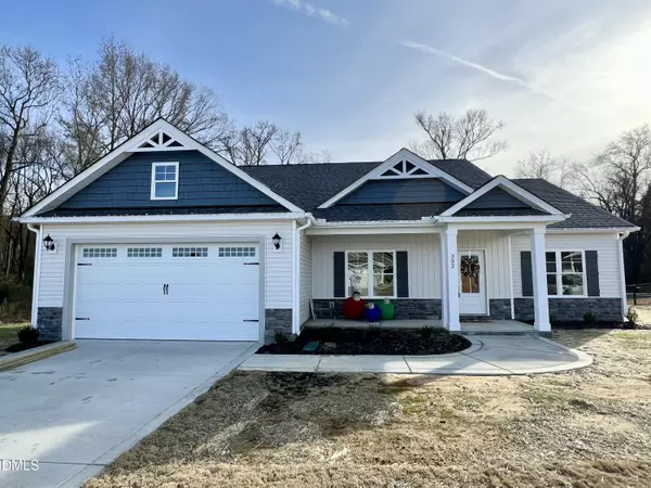 302 Creeks Edge Drive, Pikeville, NC 27863