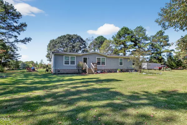 1698 Holly Grove Road, Benson, NC 27504