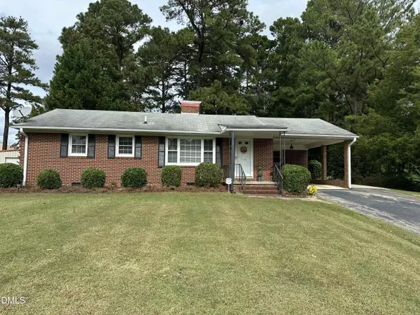1224 Oakridge Avenue, Henderson, NC 27536