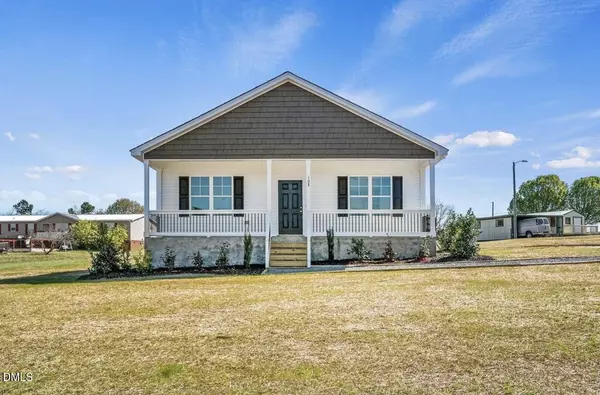 4251 Knollwood Drive, Fayetteville, NC 28304