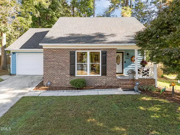 2716 Fernhurst Lane, Raleigh, NC 27604