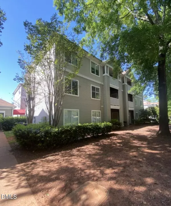 1251 University Court #203, Raleigh, NC 27606