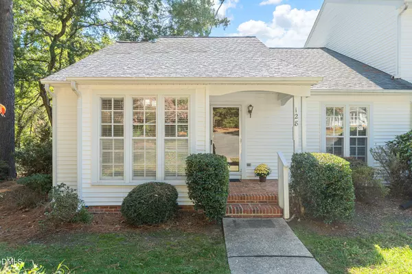 128 Pickett Lane, Cary, NC 27511