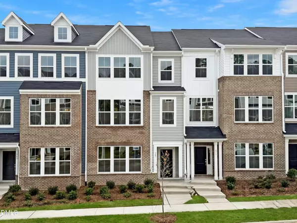 367 Chesapeake Commons Street #115, Garner, NC 27529