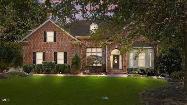 112 Midden Way, Holly Springs, NC 27540