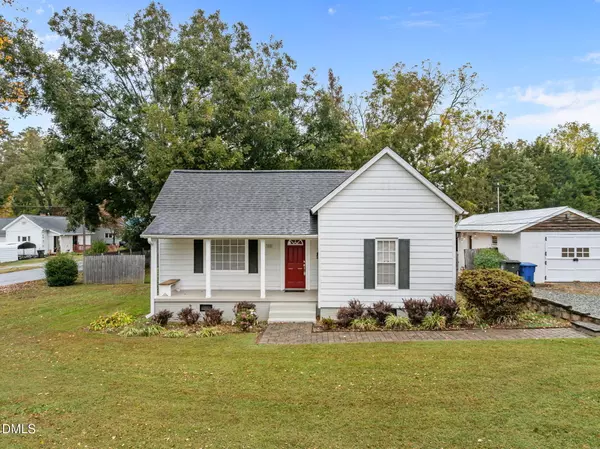 308 W Jackson Street, Mebane, NC 27302