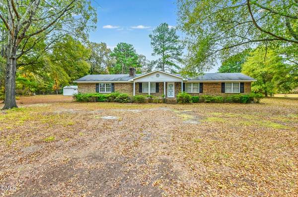 3011 Will Lucas Road, Linden, NC 28356