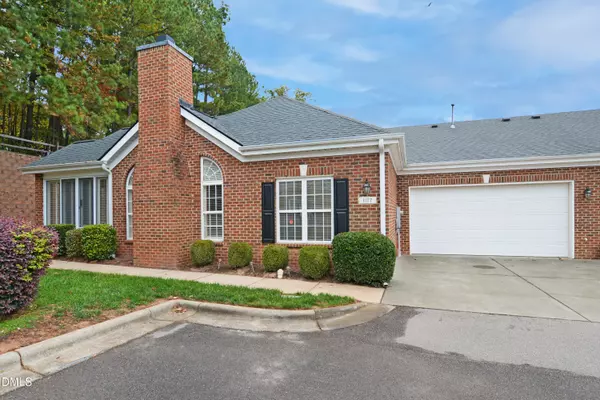 1017 Thistle Briar Place, Cary, NC 27511