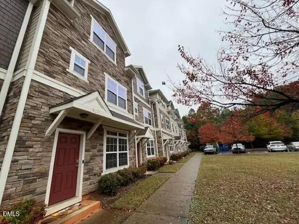 625 Centennial View Lane, Raleigh, NC 27606