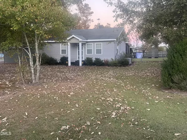 1131 Us Hwy 701 South Highway, Four Oaks, NC 27524