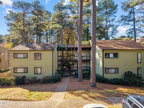 514 Pine Ridge Place, Raleigh, NC 27609
