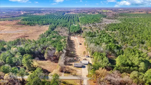 2310 Devils Racetrack Road, Four Oaks, NC 27524