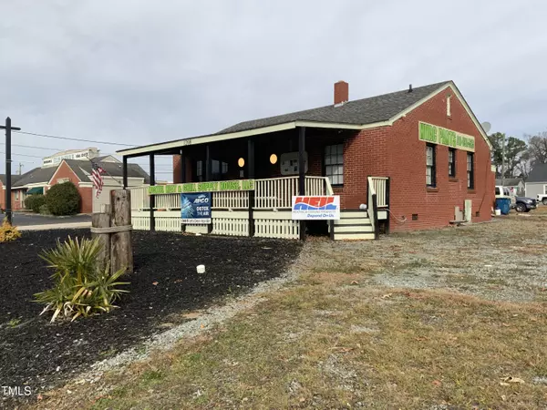 1206-1208 W Cumberland Street, Dunn, NC 28334