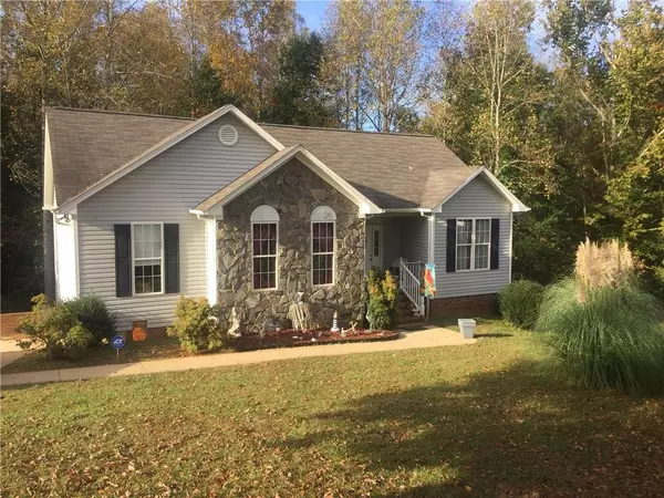 102 Joe Court, Graham, NC 27253