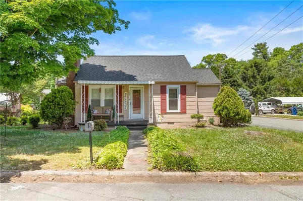 109 E Joyner Street, Gibsonville, NC 27249