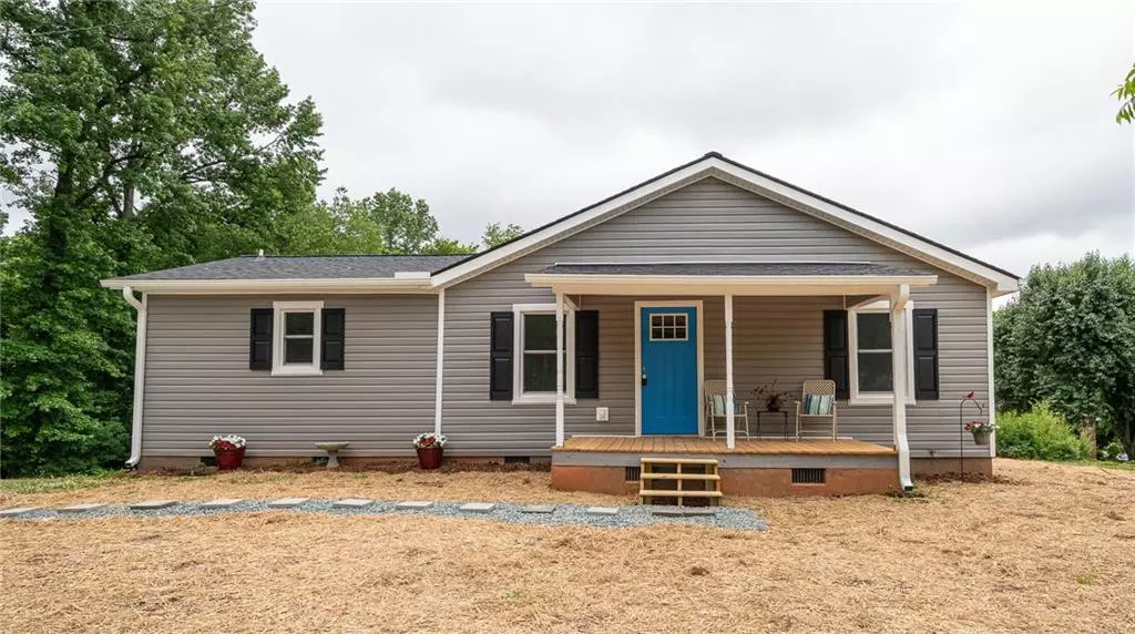 Gibsonville, NC 27249,504 Gerringer Street