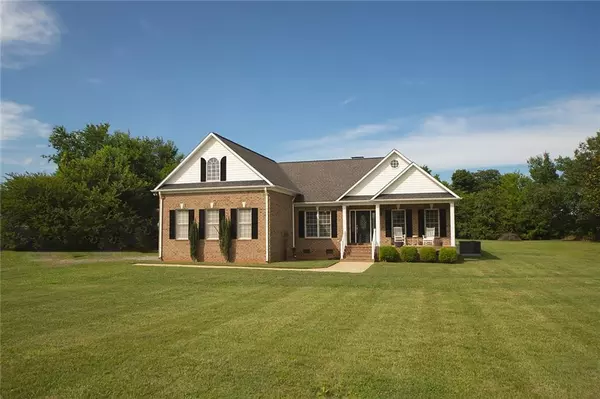2616 Clifford Ray Road, Haw River, NC 27258