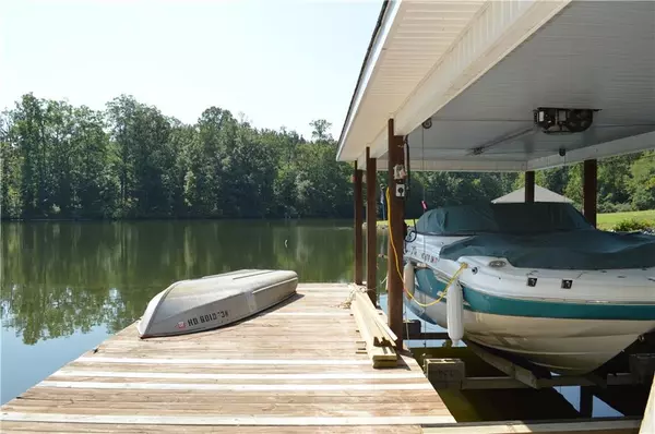 1048 Crystal Forest Drive, Semora, NC 27343