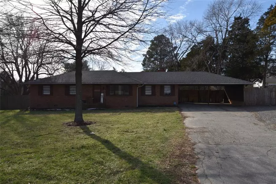 7059 Mcleansville Road, Browns Summit, NC 27214