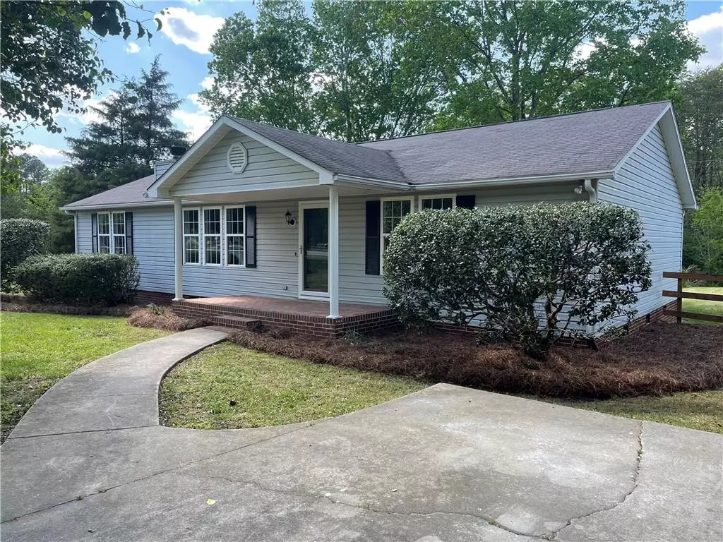 Walnut Cove, NC 27052,7630 Walnut Cove Road