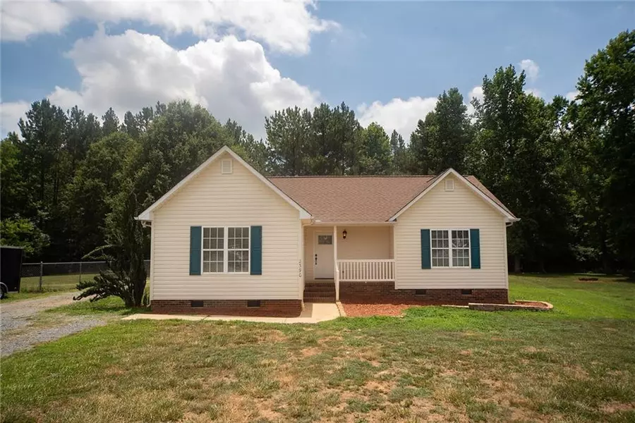 2390 Pine Creek Ridge, Asheboro, NC 27205