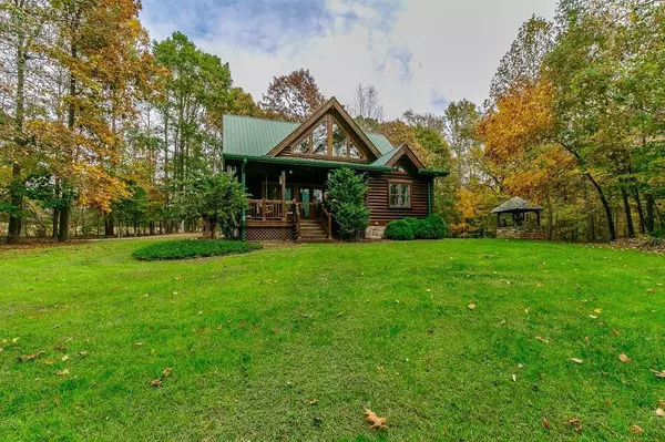 Julian, NC 27283,7111 Whitetail Drive