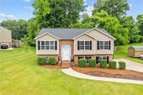 350 Lucinda Lane, Kernersville, NC 27284