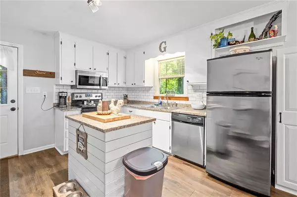 Julian, NC 27283,5402 Newland Drive