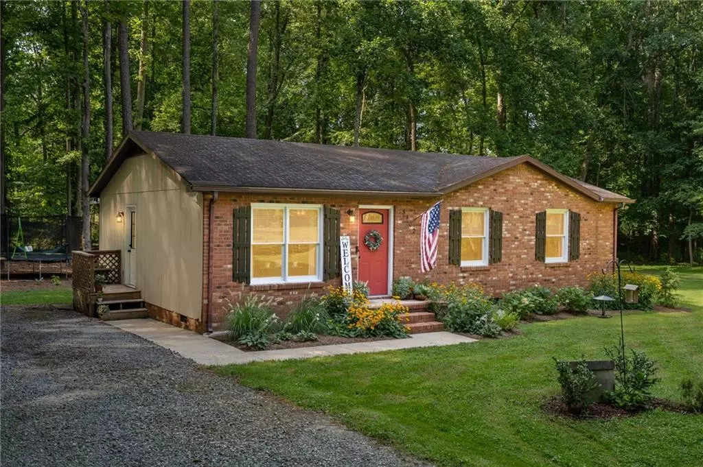 Julian, NC 27283,5402 Newland Drive